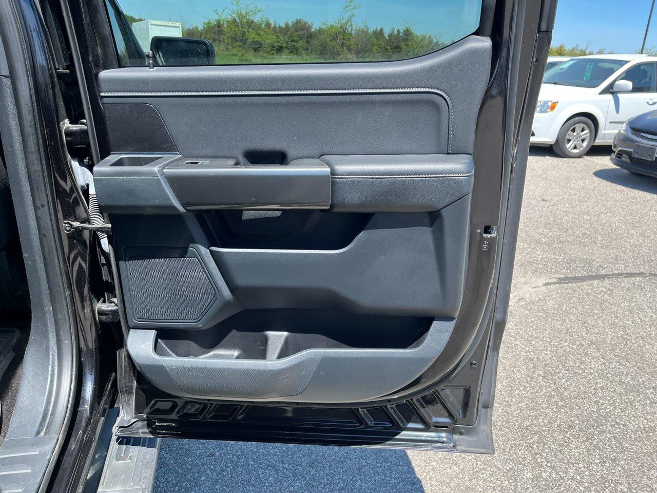 2022 Ford F-150 XLT 4WD SuperCrew 6.5' Box Photo