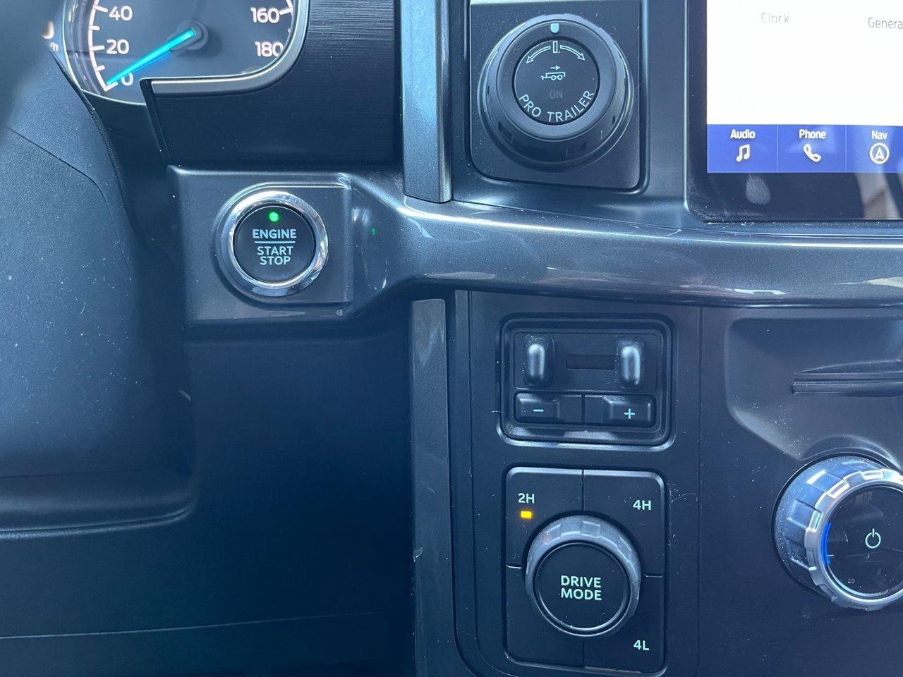 2022 Ford F-150 XLT 4WD SuperCrew 6.5' Box Photo