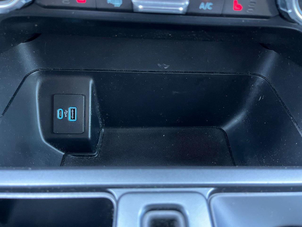2022 Ford F-150 XLT 4WD SuperCrew 6.5' Box Photo