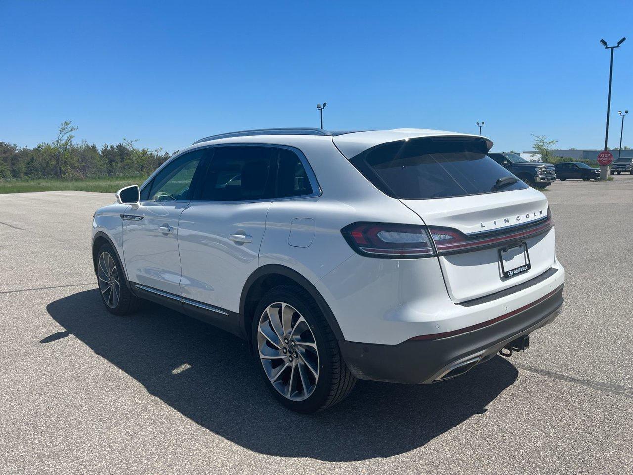 2022 Lincoln Nautilus Reserve AWD Photo