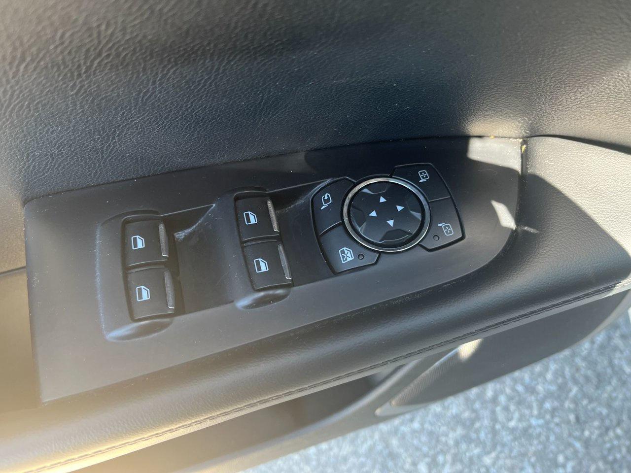 2022 Lincoln Nautilus Reserve AWD Photo