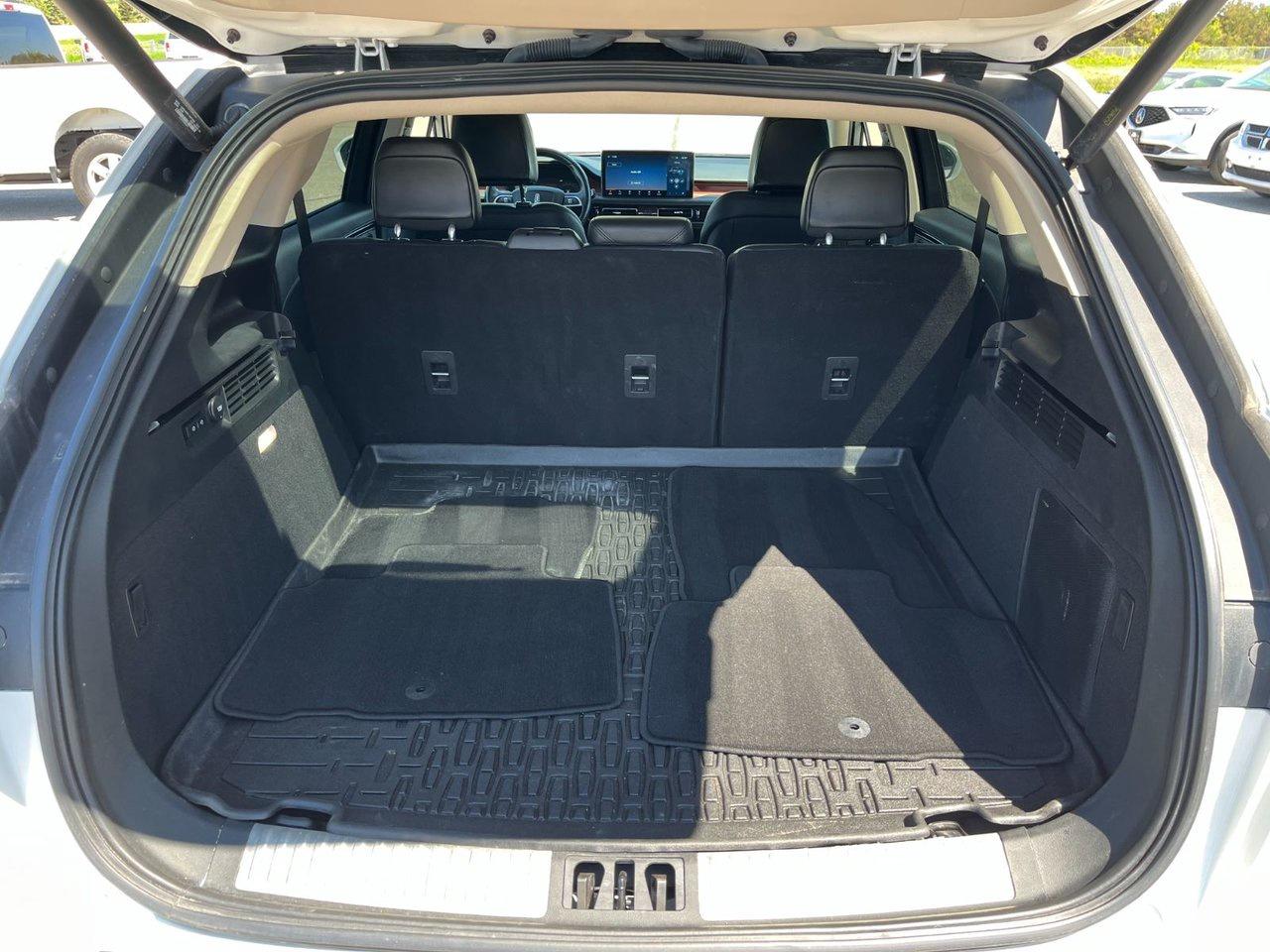 2022 Lincoln Nautilus Reserve AWD Photo
