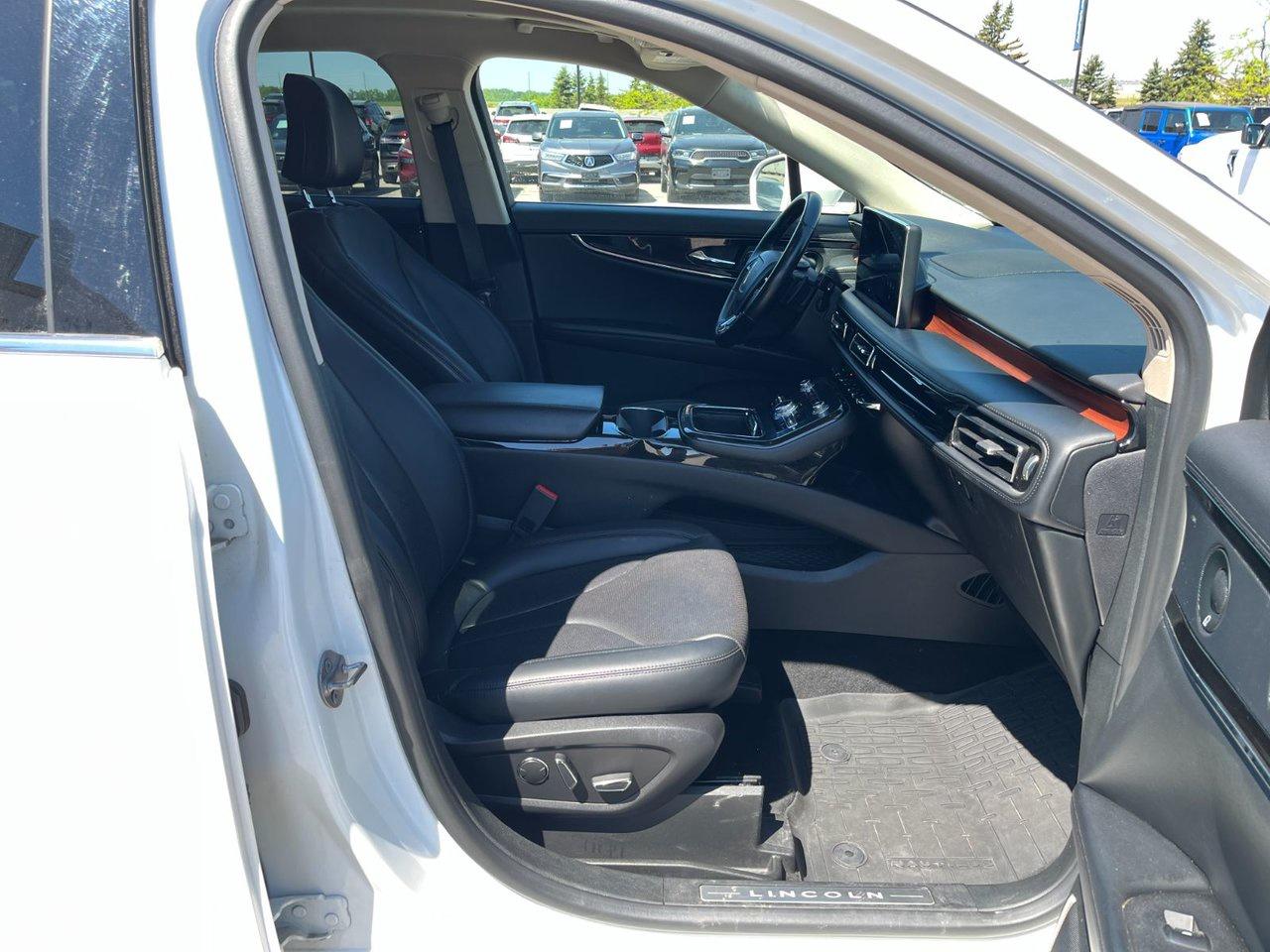 2022 Lincoln Nautilus Reserve AWD Photo