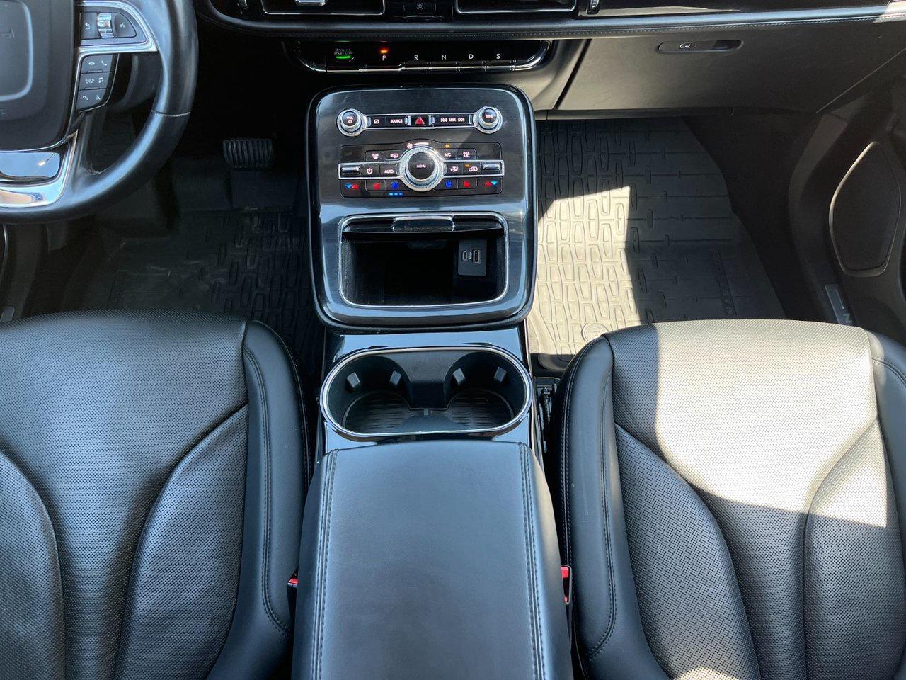 2022 Lincoln Nautilus Reserve AWD Photo
