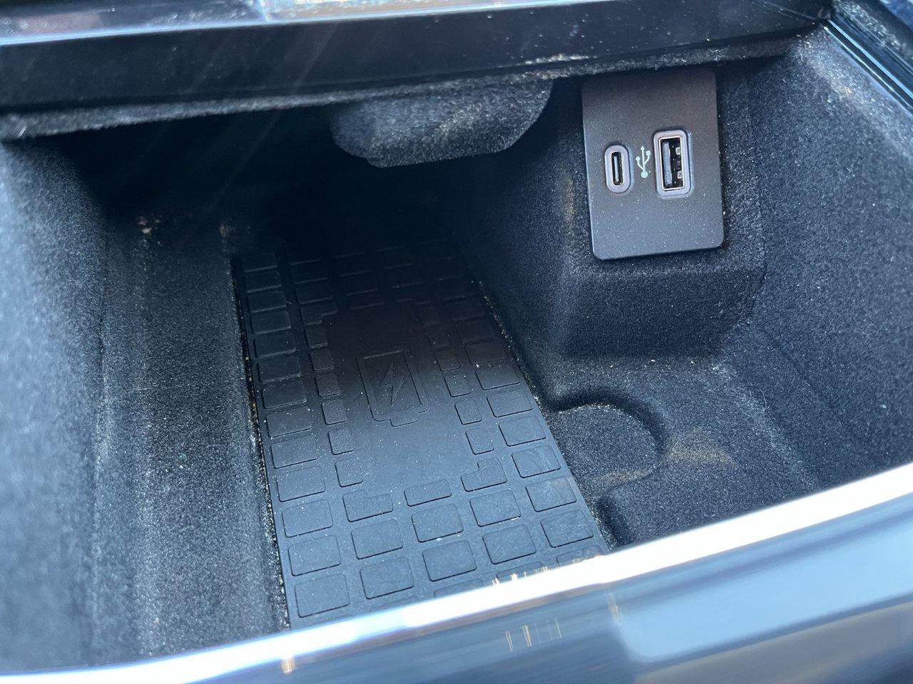 2022 Lincoln Nautilus Reserve AWD Photo