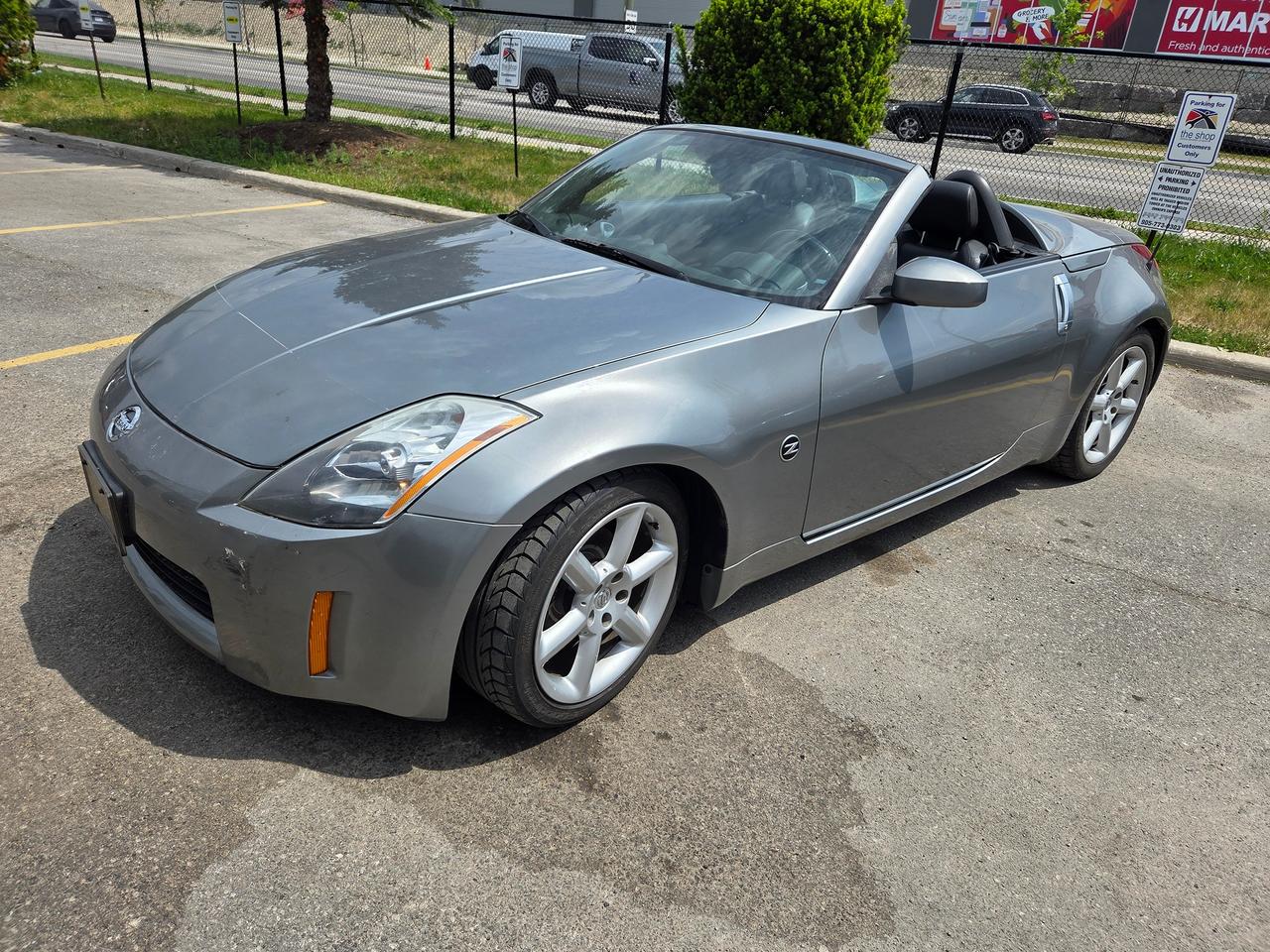 2005 Nissan 350Z TOURING Photo