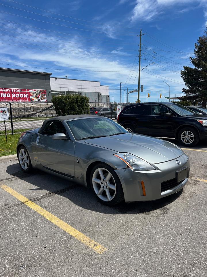 2005 Nissan 350Z TOURING Photo