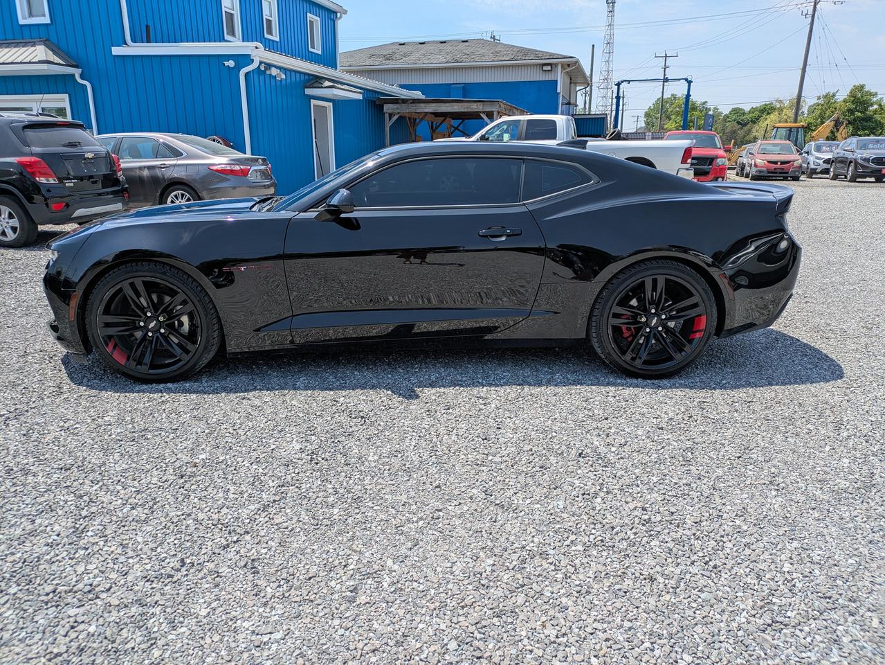 2018 Chevrolet Camaro 2dr Cpe 1LT Photo1