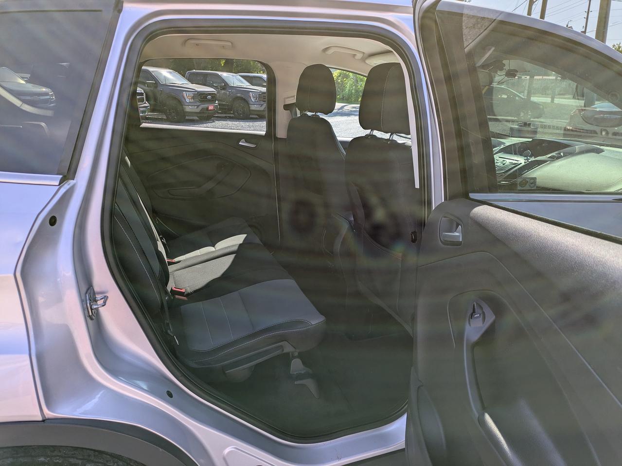 2016 Ford Escape FWD 4dr SE Photo