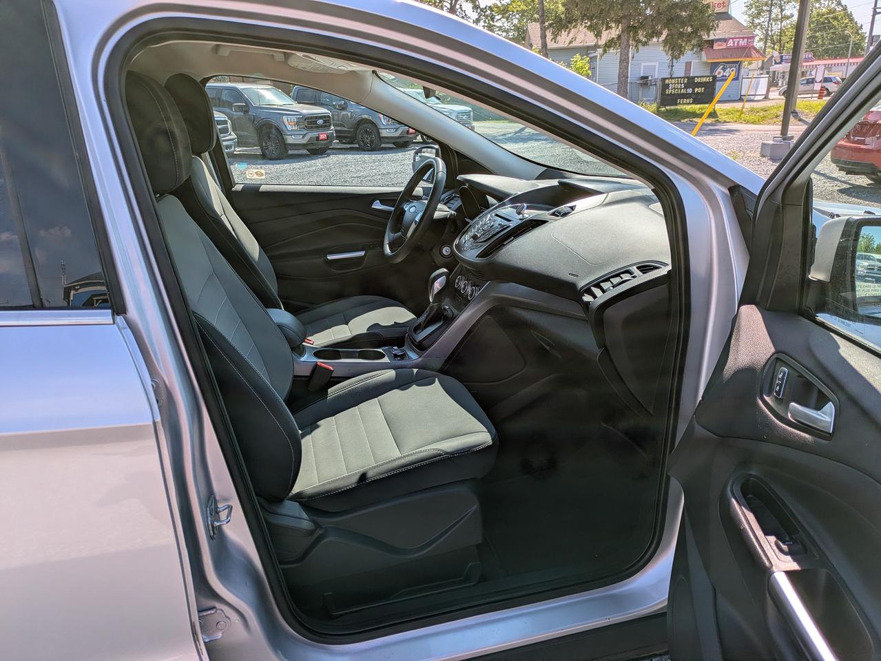 2016 Ford Escape FWD 4dr SE Photo