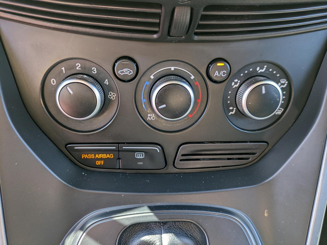 2016 Ford Escape FWD 4dr SE Photo