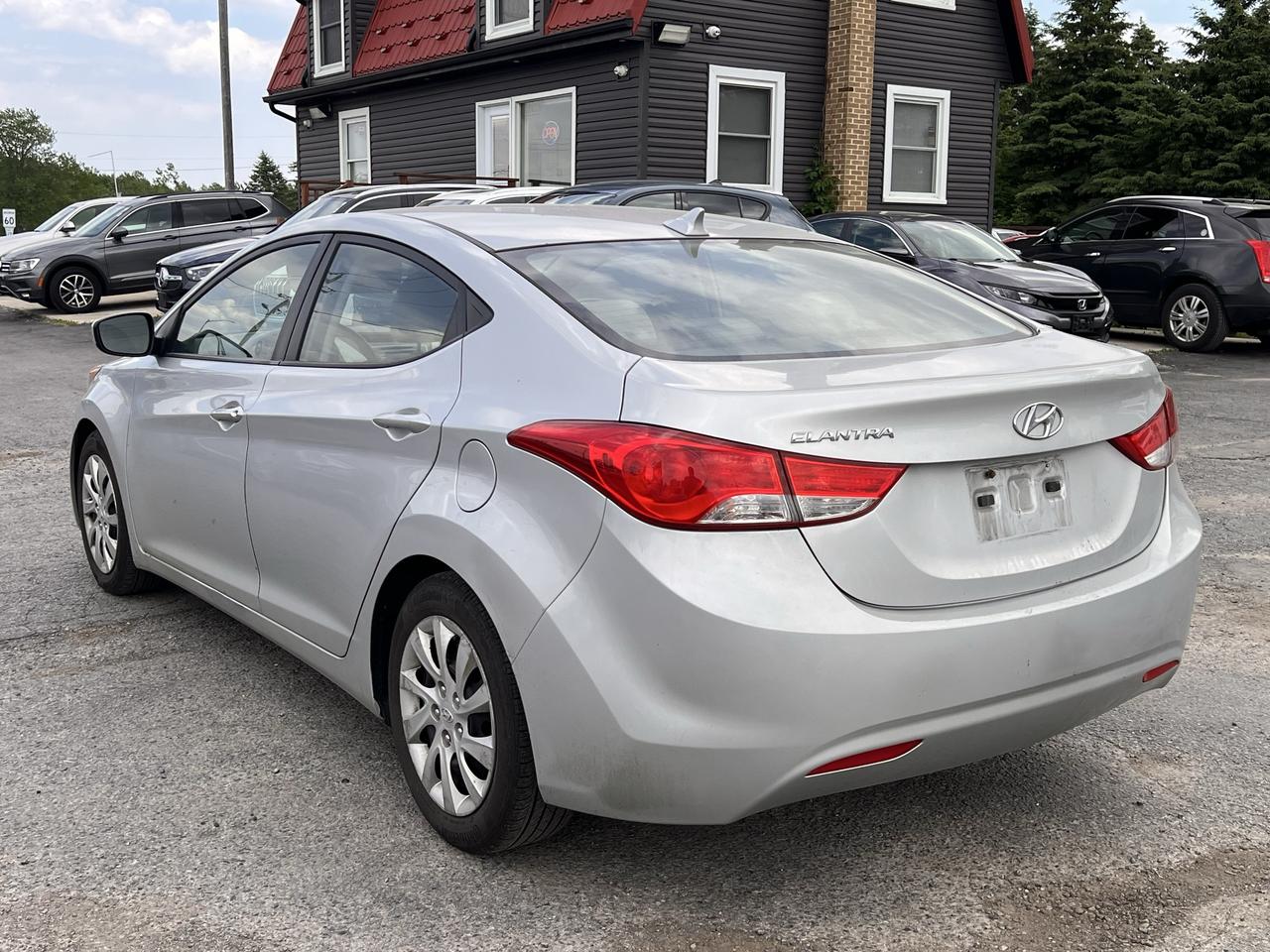 2013 Hyundai Elantra GL Photo4