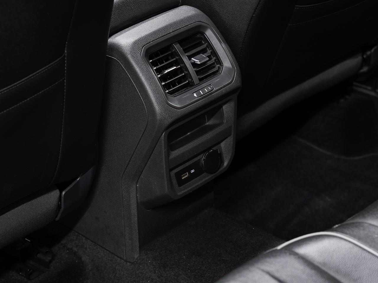 2020 Volkswagen Tiguan HIGHLINE AWD | Nav | Leather | Pano roof | CarPlay