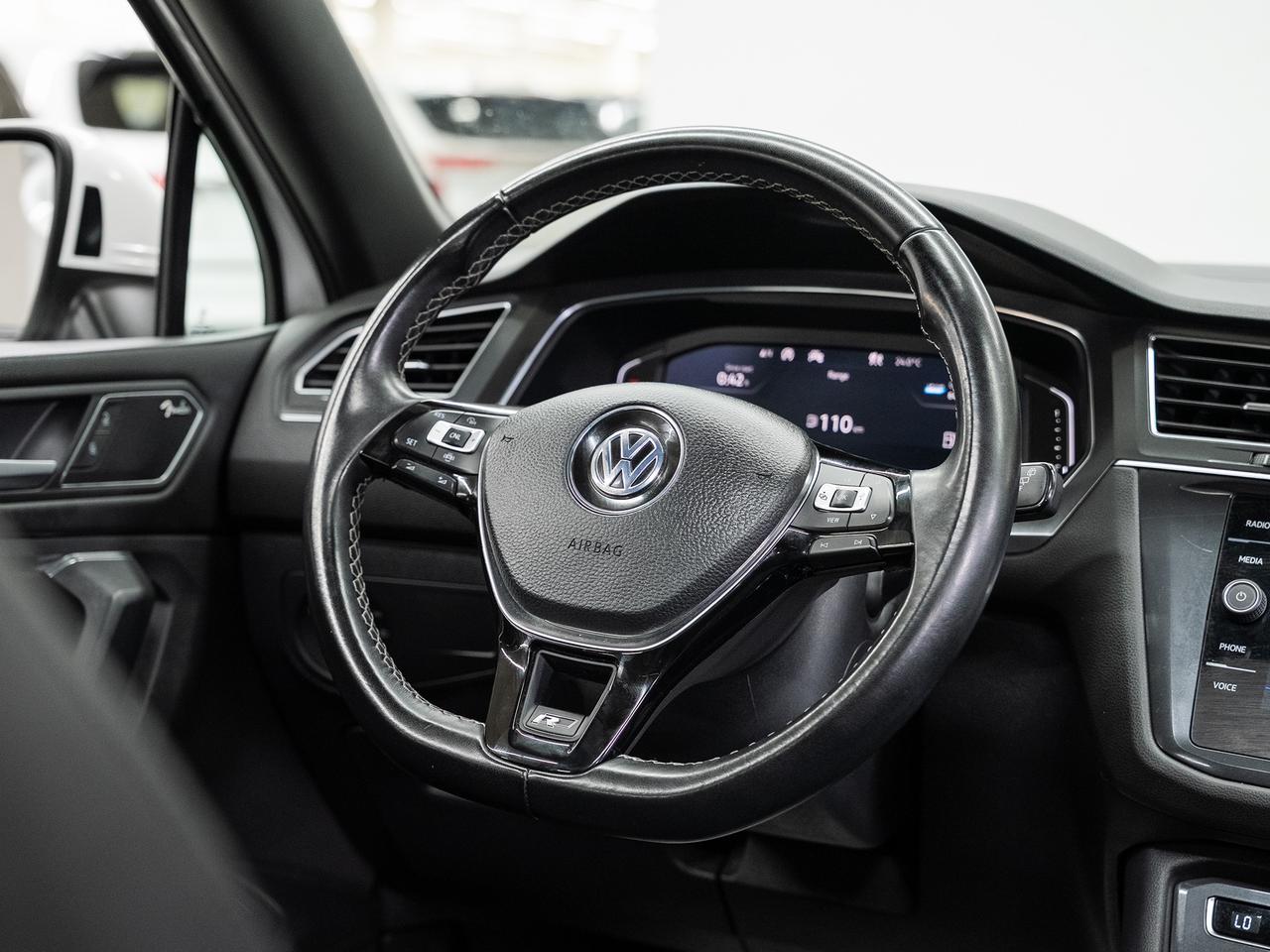 2020 Volkswagen Tiguan HIGHLINE AWD | Nav | Leather | Pano roof | CarPlay