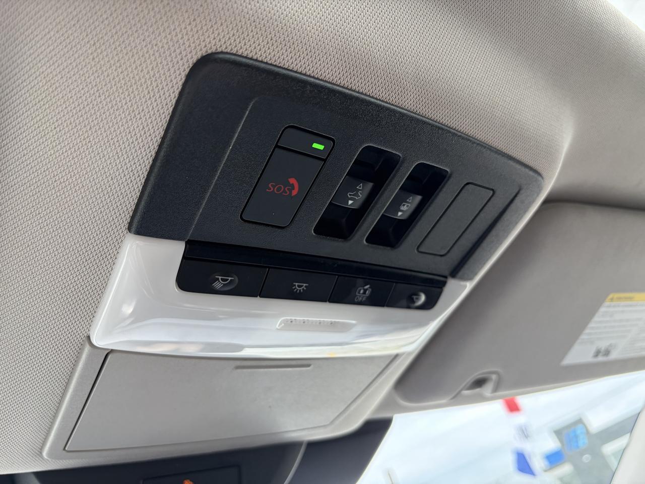 2022 Nissan Pathfinder SL | 8 PASS | FULLY LOADED Photo