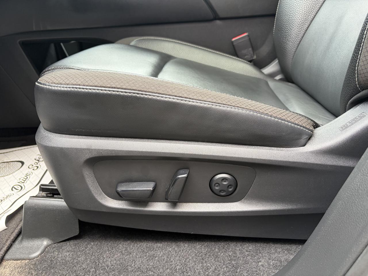 2022 Nissan Pathfinder SL | 8 PASS | FULLY LOADED Photo