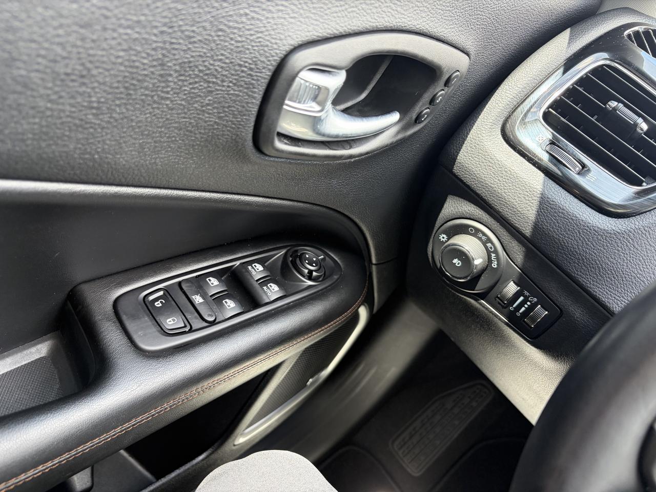 2021 Jeep Compass Limited 4X4 Photo