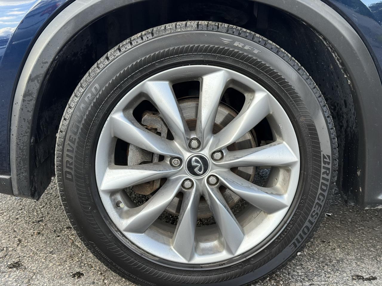 2019 Infiniti QX50 Essential Awd Photo