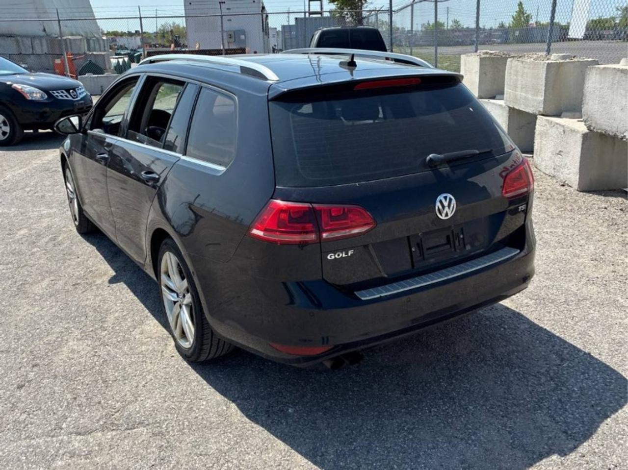 2016 Volkswagen Golf Sportwagen * NO ACCIDENTS * MUST SEE " Photo
