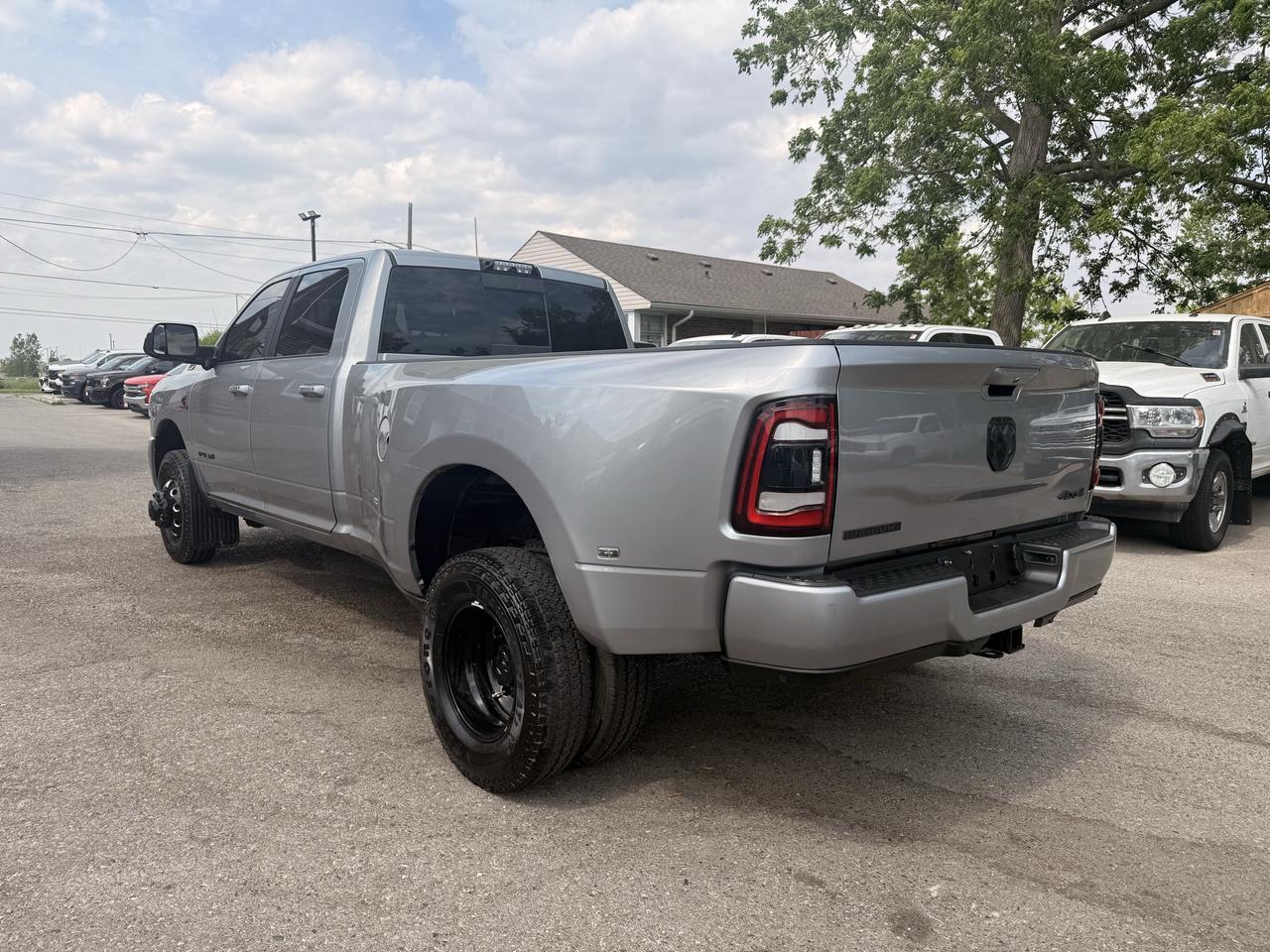 2021 RAM 3500 Big Horn | Cummins Diesel | Dually Photo4