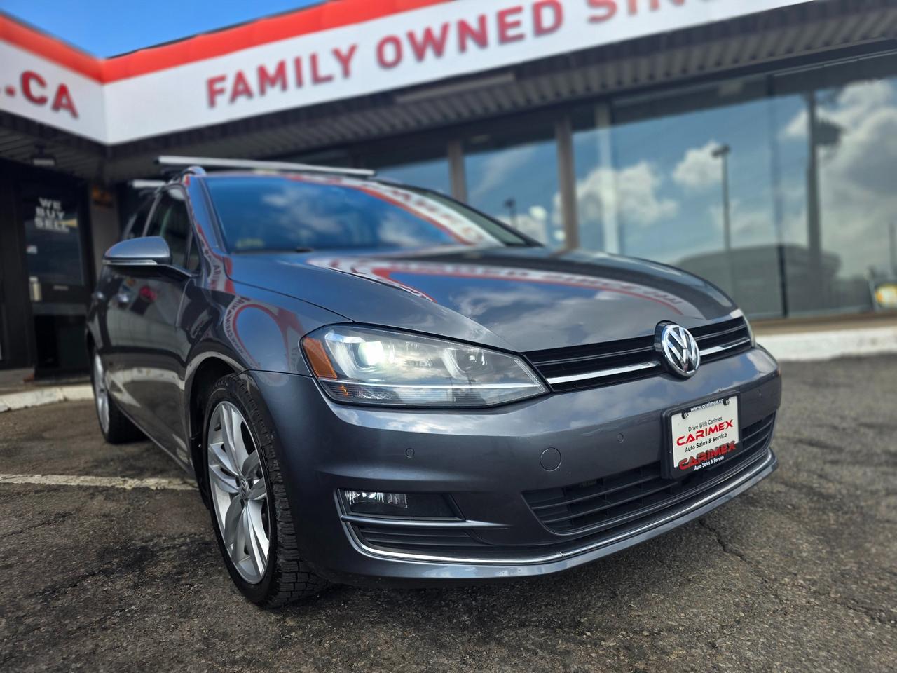 2017 Volkswagen Golf Sportwagen 1.8 TSI Highline AWD | LOADED |  | Dealer Maintained! Photo