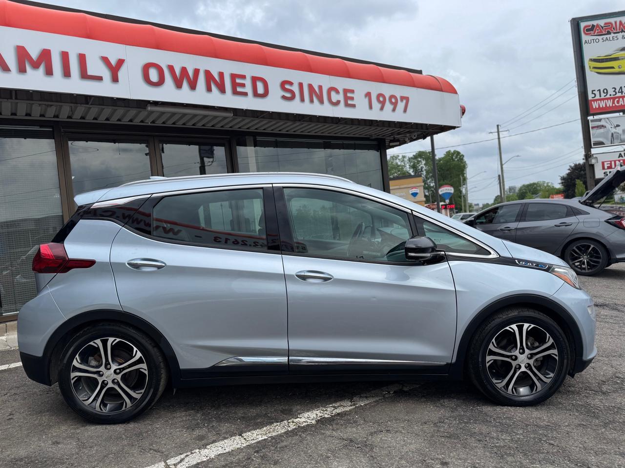 2017 Chevrolet Bolt EV Premier BOSE PREMIUM SOUND SYSTEM | AROUND VIEW CAMERA Photo