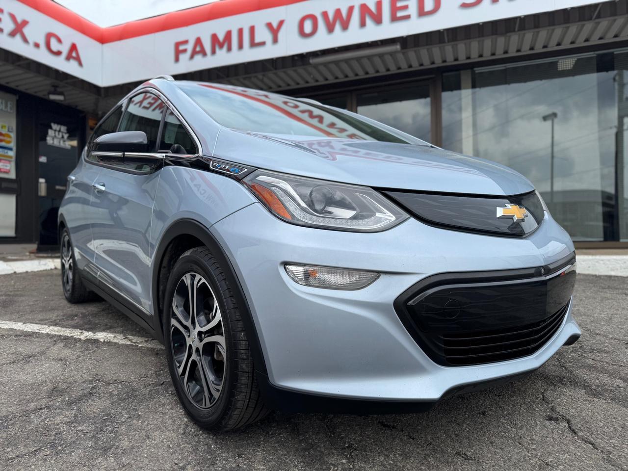 2017 Chevrolet Bolt EV Premier BOSE PREMIUM SOUND SYSTEM | AROUND VIEW CAMERA Photo