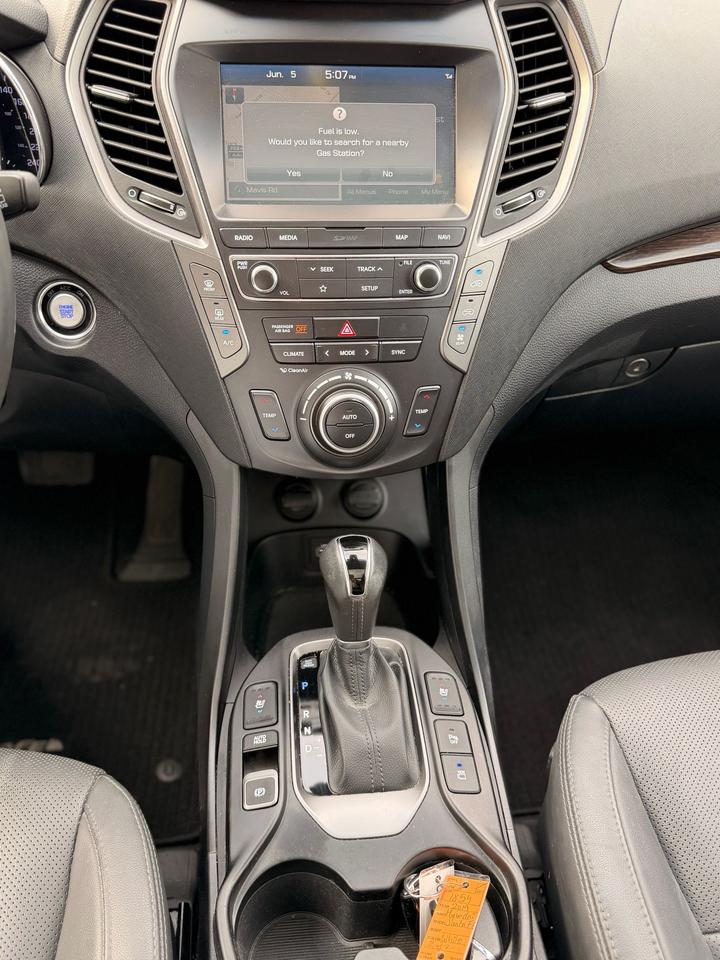 2019 Hyundai Santa Fe XL Ultimate | CLEAN CAR | CLEAN TITLE | Photo