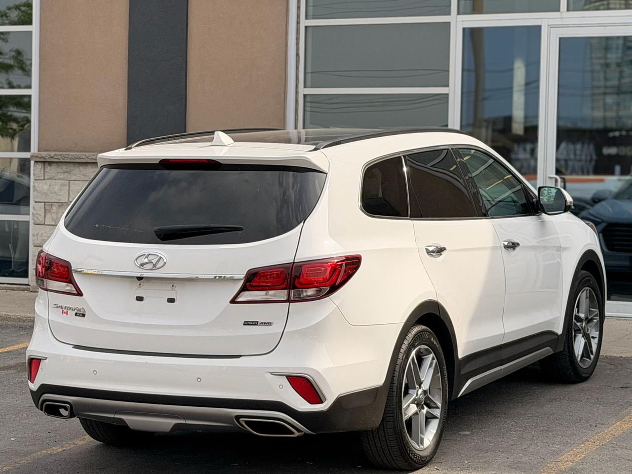 2019 Hyundai Santa Fe XL Ultimate | CLEAN CAR | CLEAN TITLE | Photo