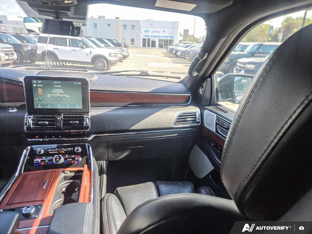 2021 Lincoln Navigator Reserve LUXURY PACKAGE | NO ACCIDENTS Photo