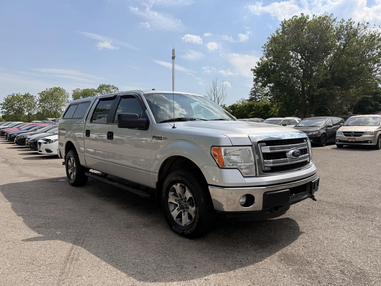 2013 Ford F-150 XLT | Crew Cab | Topper - Photo #1