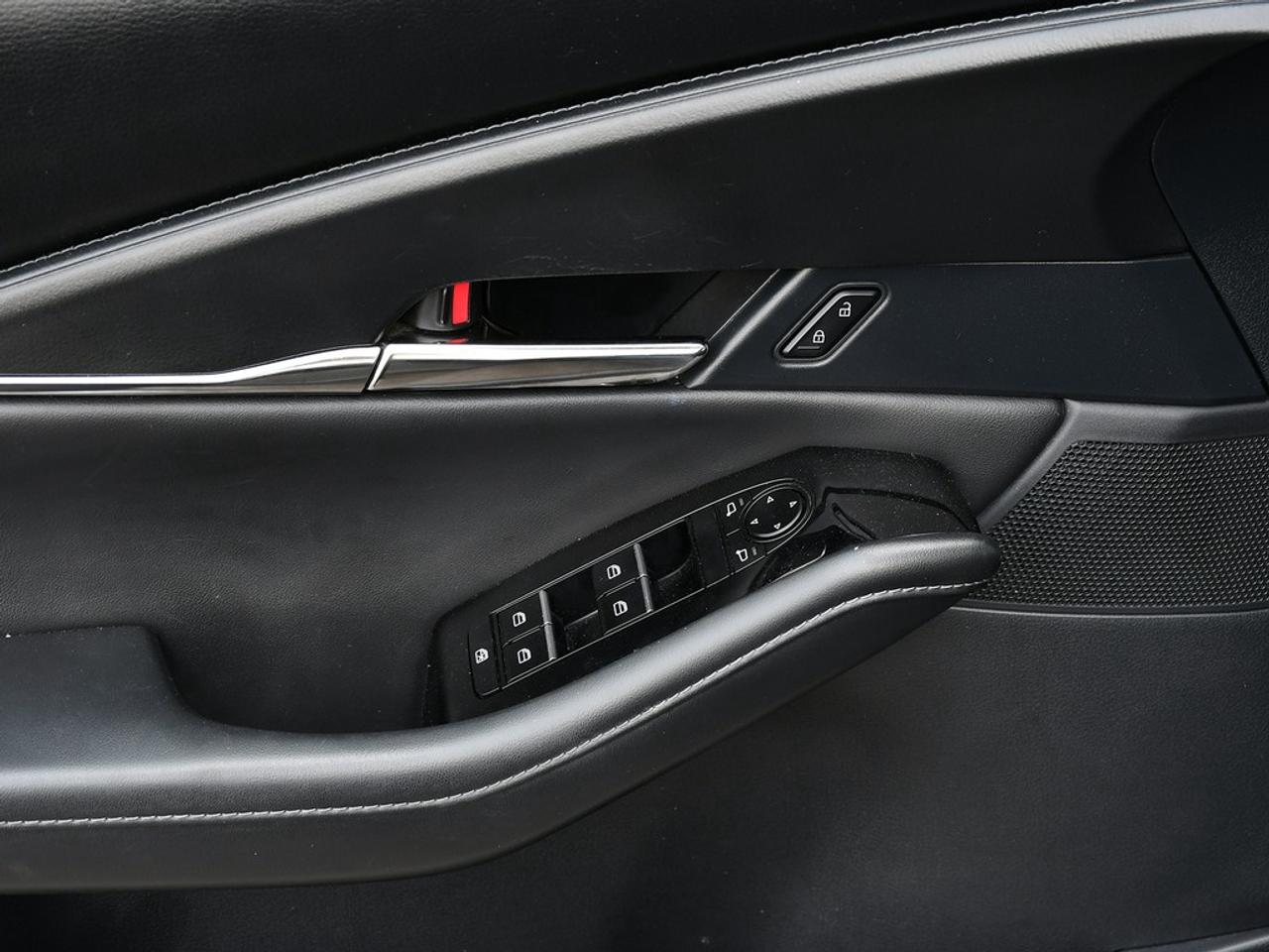 2024 Mazda CX-30 GS AWD Photo