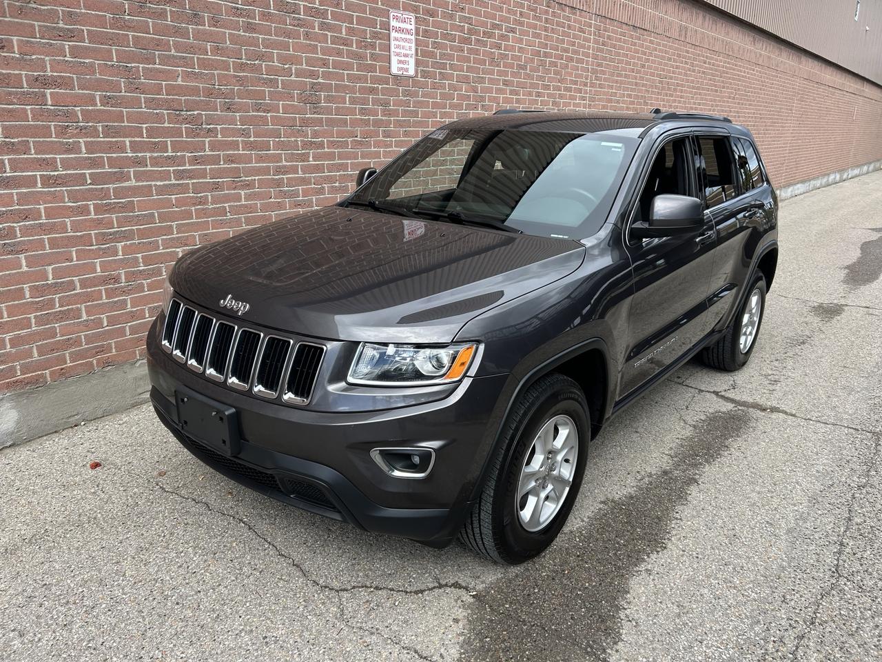 2016 Jeep Grand Cherokee Laredo Photo