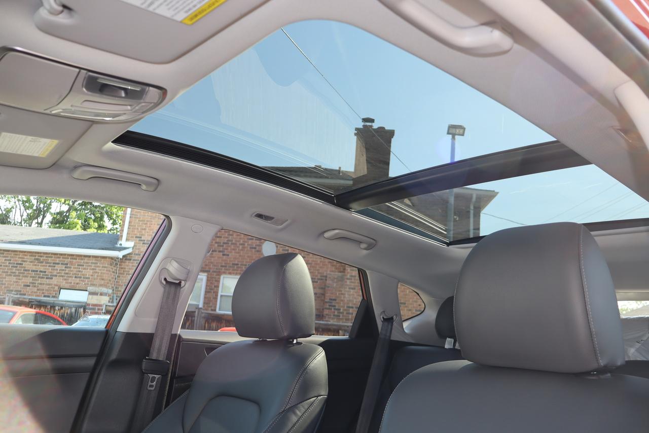 2021 Hyundai Tucson Ultimate AWD Photo