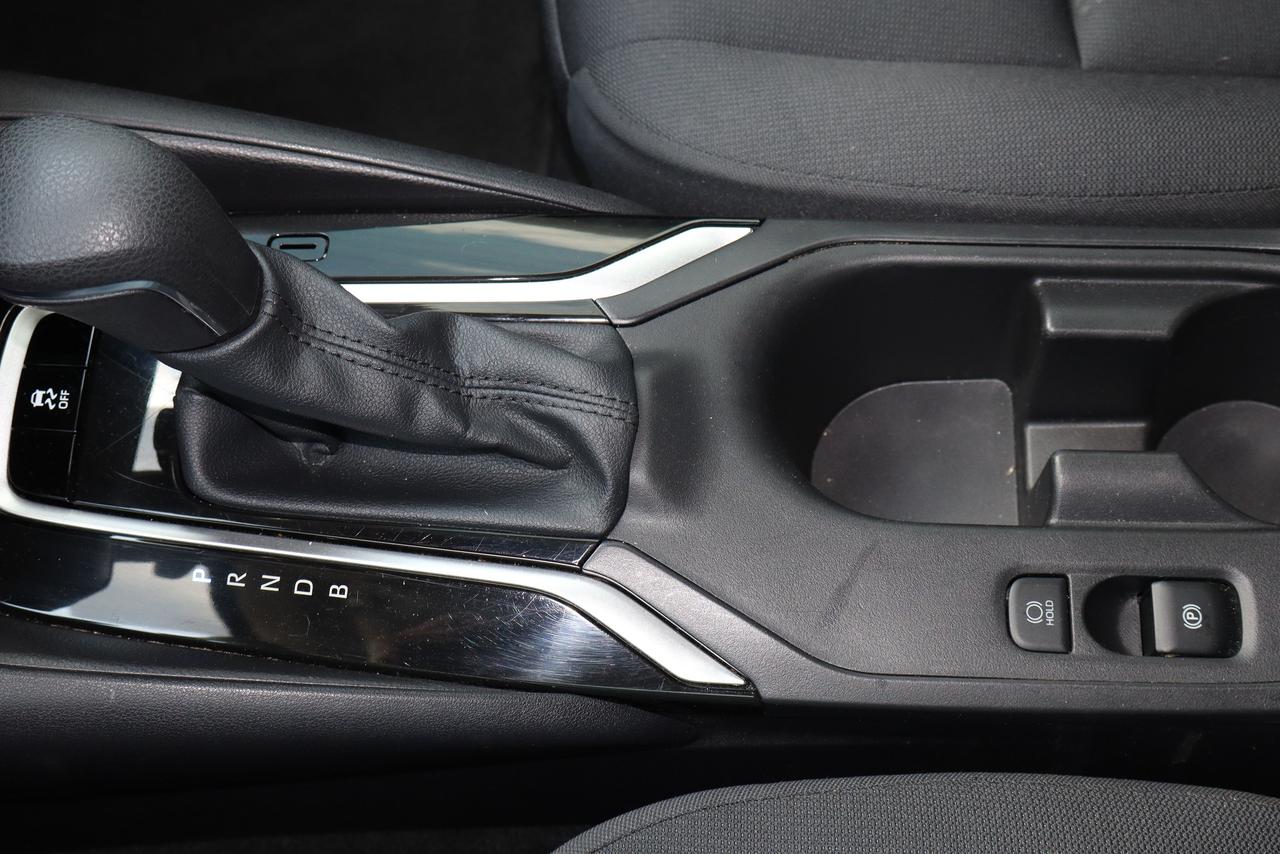 2025 Toyota Corolla LE Plus Sunroof Photo