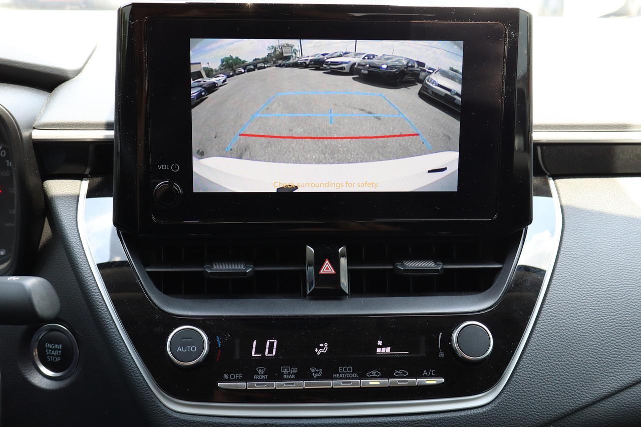 2025 Toyota Corolla LE Plus Sunroof Photo