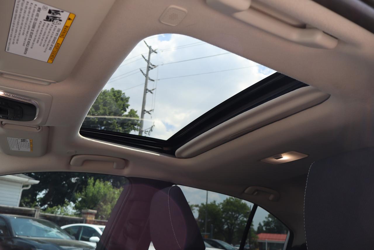 2025 Toyota Corolla LE Plus Sunroof Photo