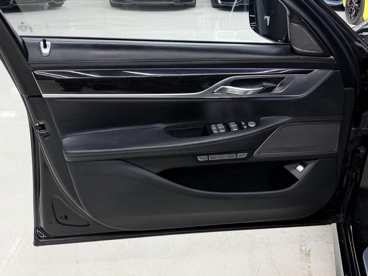 2018 BMW 750Li M SPORT|LWB|SKY LOUNGE|EXEC PKG|MASSAGE|ACC|HUD| Photo