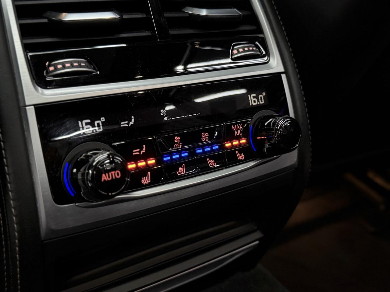 2018 BMW 750Li M SPORT|LWB|SKY LOUNGE|EXEC PKG|MASSAGE|ACC|HUD| Photo