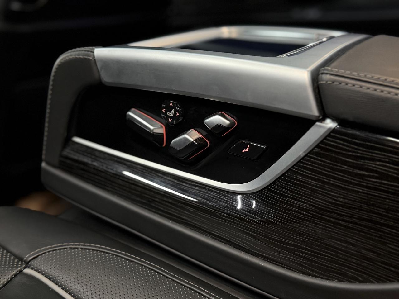2018 BMW 750Li M SPORT|LWB|SKY LOUNGE|EXEC PKG|MASSAGE|ACC|HUD| Photo