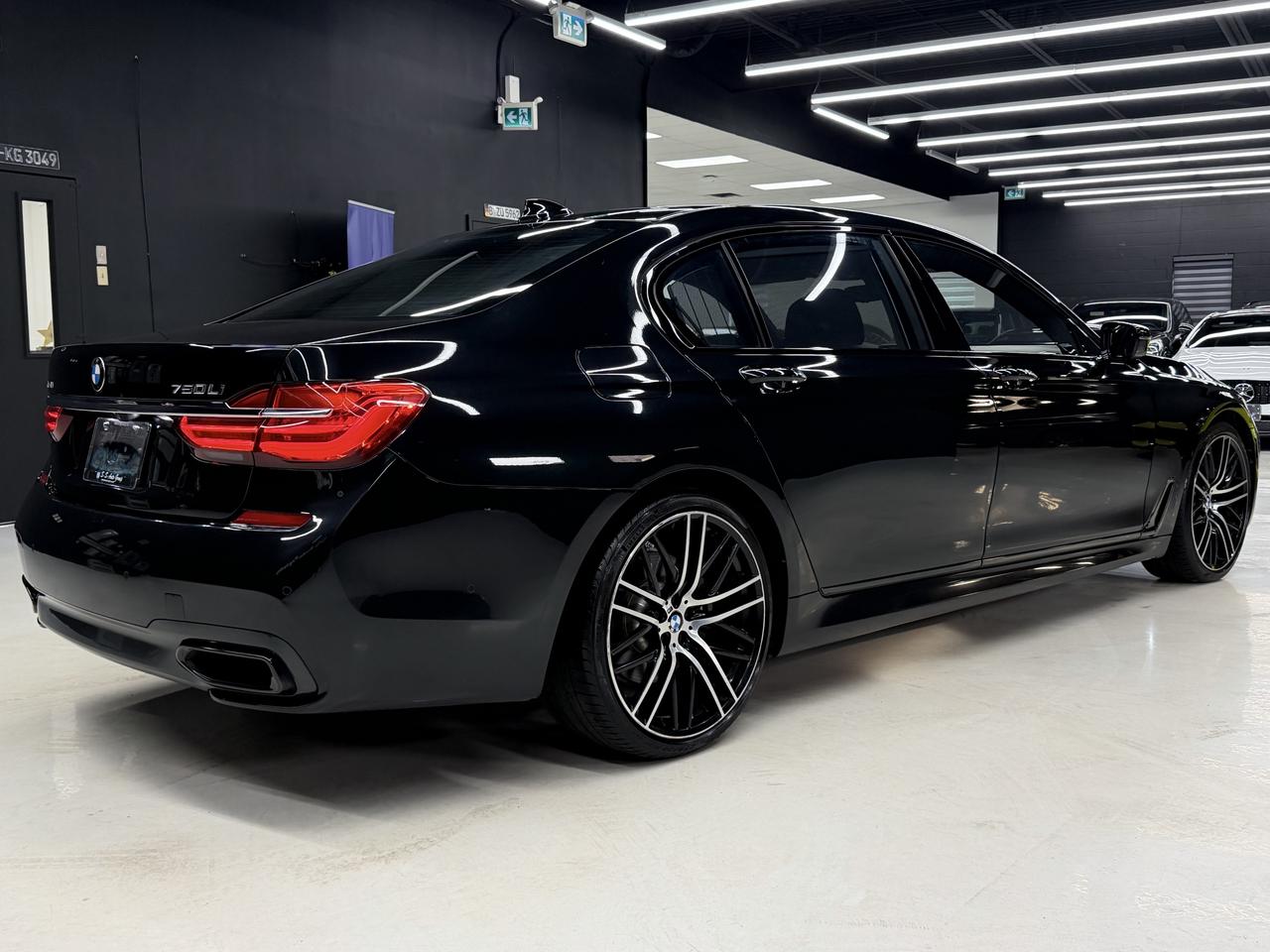 2018 BMW 750Li M SPORT|LWB|SKY LOUNGE|EXEC PKG|MASSAGE|ACC|HUD| Photo