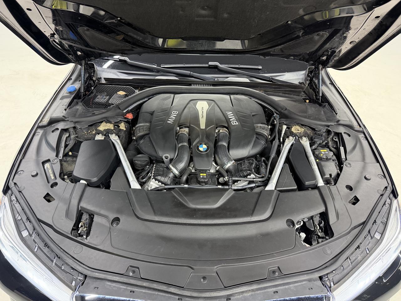 2018 BMW 750Li M SPORT|LWB|SKY LOUNGE|EXEC PKG|MASSAGE|ACC|HUD| Photo