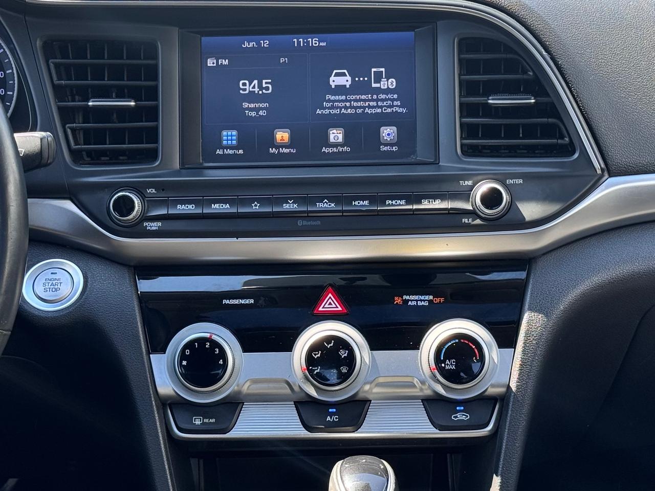 2019 Hyundai Elantra FINANCING AVAILABLE Photo13