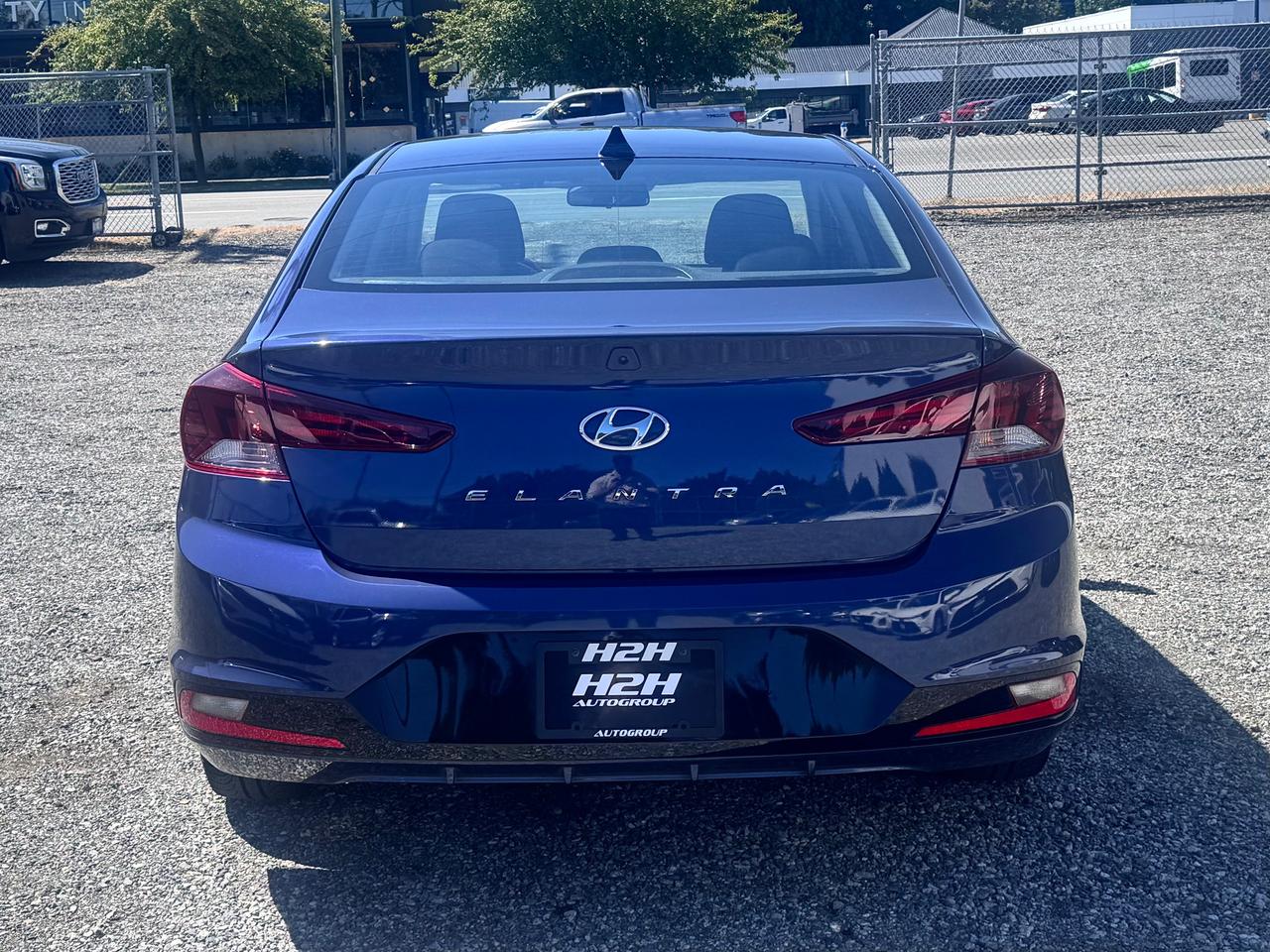 2019 Hyundai Elantra FINANCING AVAILABLE Photo6