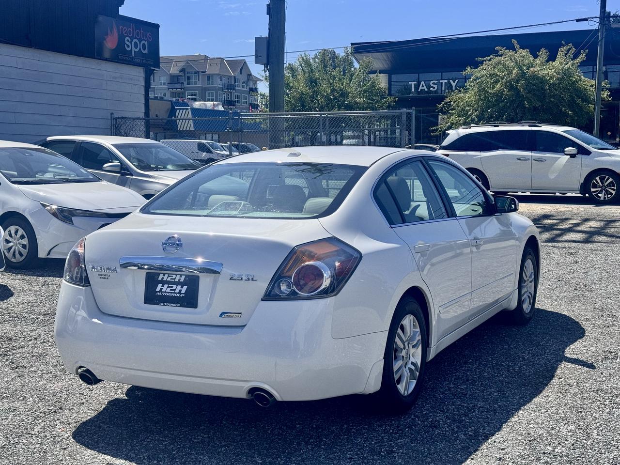 2010 Nissan Altima 4DR SDN I4 CVT 2.5 S Photo5
