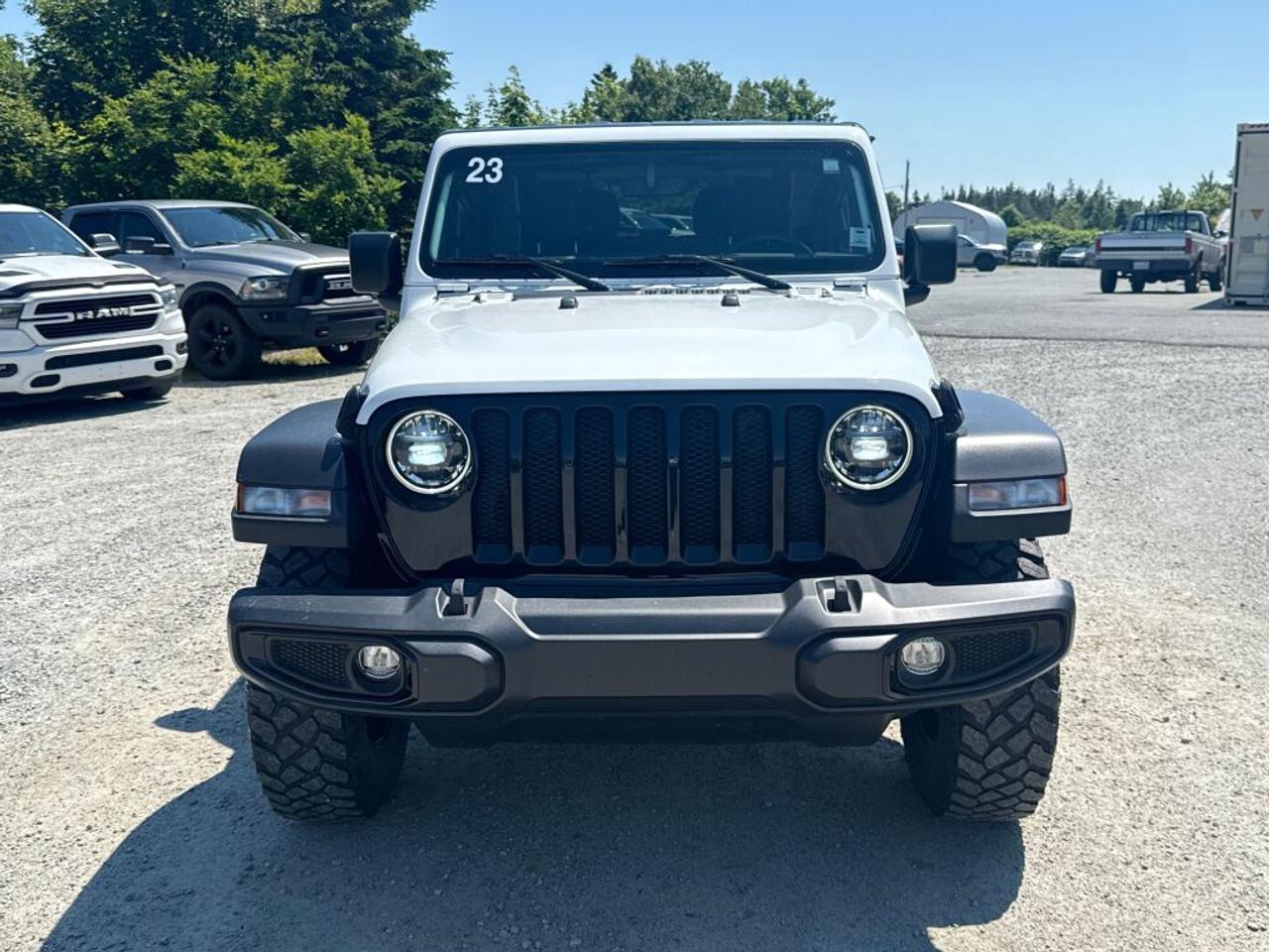 2023 Jeep Wrangler SPORT Photo
