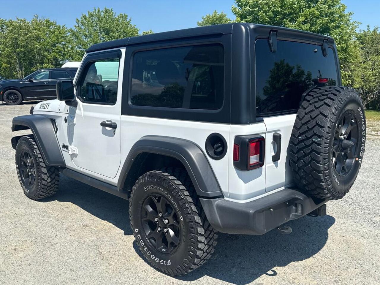 2023 Jeep Wrangler SPORT Photo