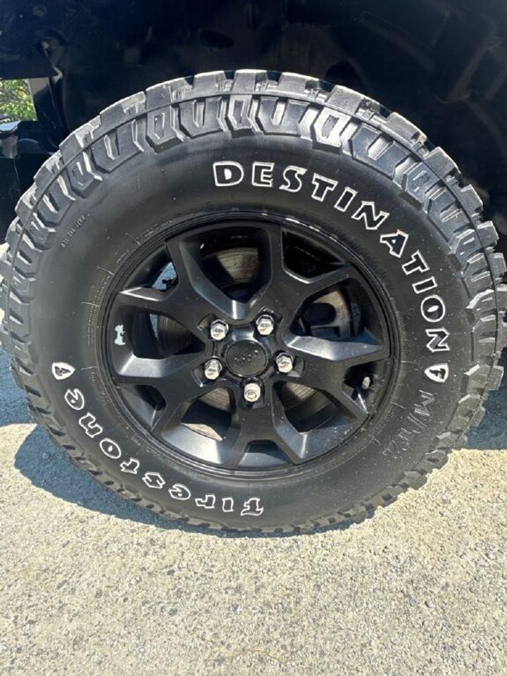 2023 Jeep Wrangler SPORT Photo