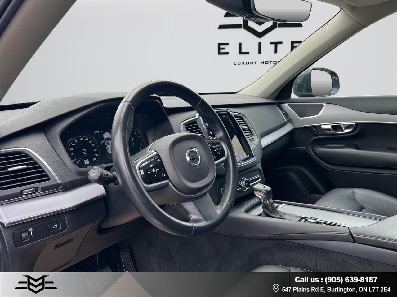 2022 Volvo XC90 T6 AWD Momentum 7-Seater - Navigation !!! Photo