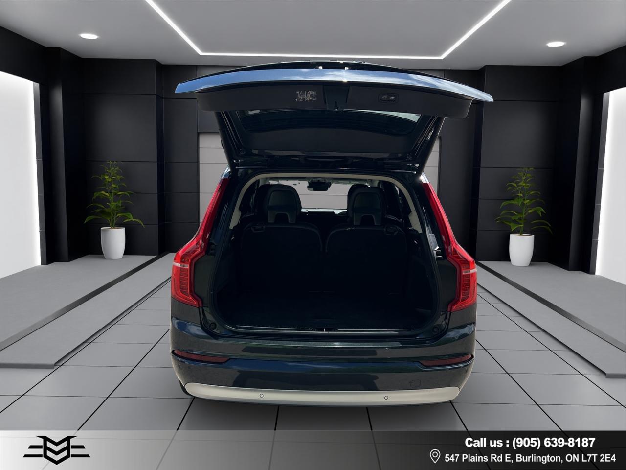 2022 Volvo XC90 T6 AWD Momentum 7-Seater - Navigation !!! Photo